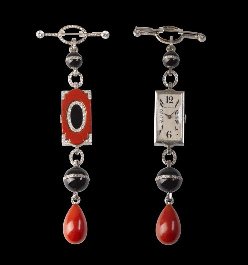Alta gioielleria: la mostra gratuita di Van Cleef&Arpels a Palazzo Reale