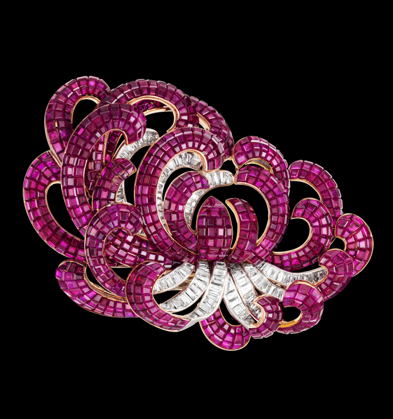 Alta gioielleria: la mostra gratuita di Van Cleef&Arpels a Palazzo Reale