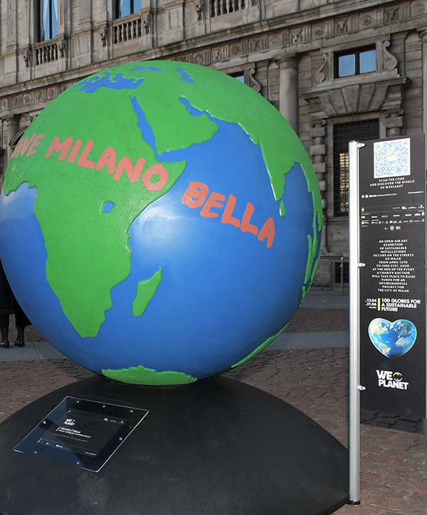 100 Globi per i cambiamenti climatici a Milano 100 Globi per i cambiamenti climatici a Milano