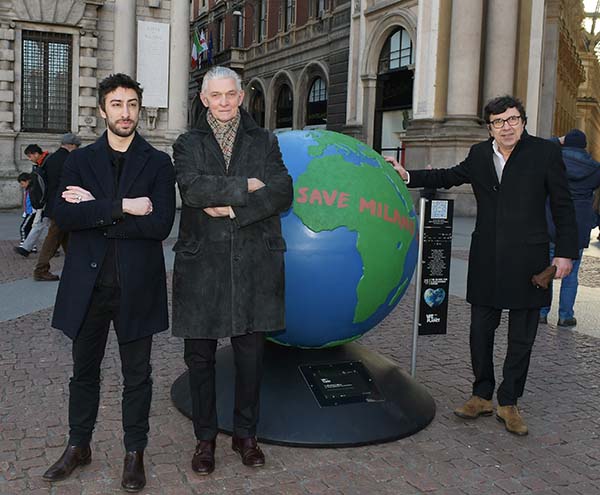 100 Globi per i cambiamenti climatici a Milano 100 Globi per i cambiamenti climatici a Milano