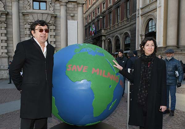 100 Globi per i cambiamenti climatici a Milano 100 Globi per i cambiamenti climatici a Milano