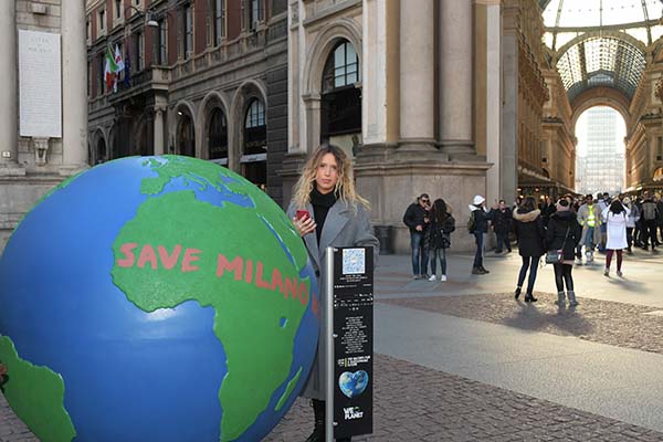 100 Globi per i cambiamenti climatici a Milano 100 Globi per i cambiamenti climatici a Milano