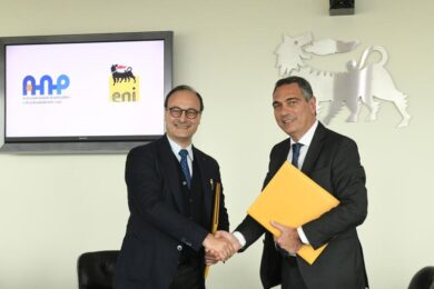 Sostenibilità, Eni e ANP: avviato programma per la formazione dei docenti