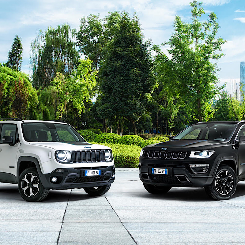 Jeep viaggia nel futuro con la versione ibrida di Renegade e Compass