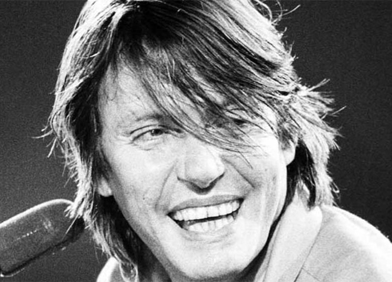 Veltroni dirige De André e la Pfm: è il regista de “Il concerto ritrovato” Veltroni dirige De André e la Pfm: è il regista de “Il concerto ritrovato”