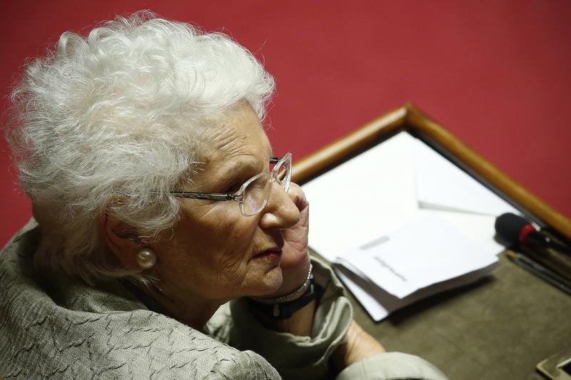 Liliana Segre cittadina onoraria di Roma: il Campidoglio dice sì alla mozione Liliana Segre cittadina onoraria di Roma: il Campidoglio dice sì alla mozione