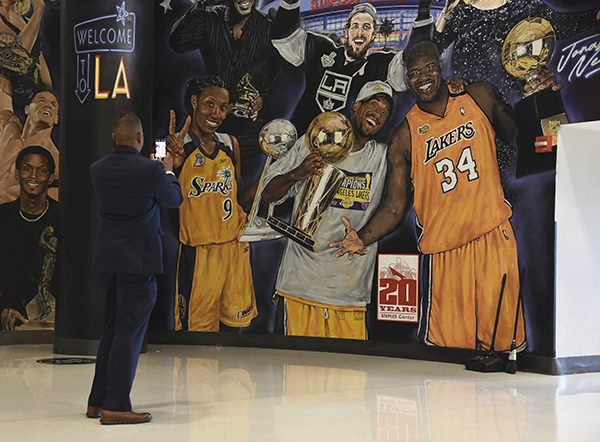 Kobe Bryant, schianto a 300 all’ora. La nebbia causa della morte. Identificate le 9 vittime Kobe Bryant, schianto a 300 all’ora. La nebbia causa della morte. Identificate le 9 vittime