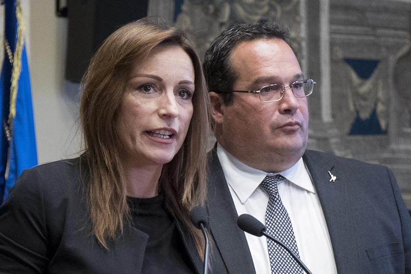 Elezioni Roma: Leo ex An contro Pd Gualtieri. Durigon: “Raggi e M5S a pezzi” Elezioni Roma: Leo ex An contro Pd Gualtieri. Durigon: “Raggi e M5S a pezzi”