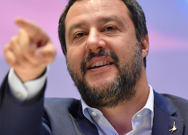 Salvini: “Scompaiono i 5 Stelle. In Emilia cavalcata eccezionale” Salvini: “Scompaiono i 5 Stelle. In Emilia cavalcata eccezionale”