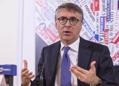 Giustizia, l’ex Anac Cantone consulente part time dell’Antimafia