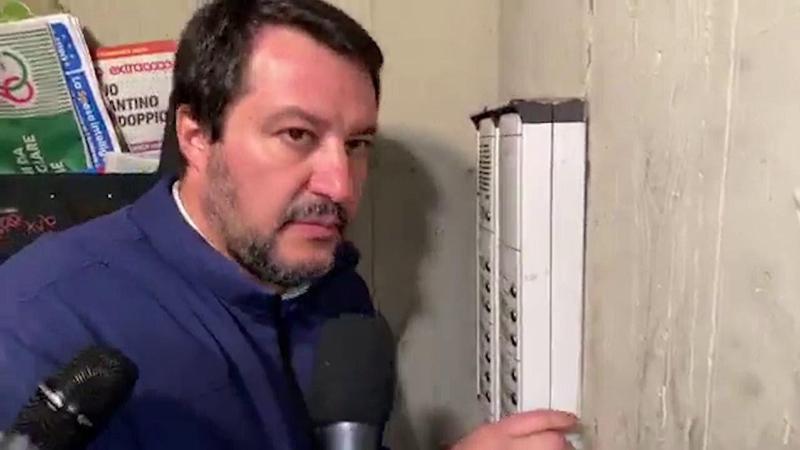 Salvini: “Nuova sede Lega al Centro di Roma”. M5S sfotte: “Ci sarà citofono?” Salvini: “Nuova sede Lega al Centro di Roma”. M5S sfotte: “Ci sarà citofono?”