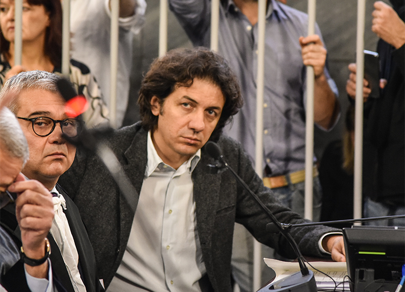 Cappato assolto, la decisione di morire di Dj Fabo fu autonoma e consapevole Cappato assolto, la decisione di morire di Dj Fabo fu autonoma e consapevole