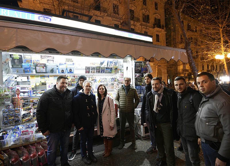 Edicole, ‘notte bianca’ in 40 città per rilanciare il settore Edicole, ‘notte bianca’ in 40 città per rilanciare il settore
