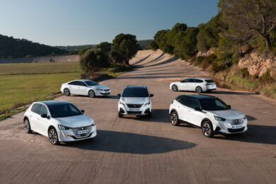 Peugeot, pronta alla sfida elettrica
