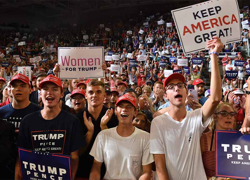 Elezioni Usa. Iniziano lunedì le primarie dei democratici. Elezioni Usa. Iniziano lunedì le primarie dei democratici.