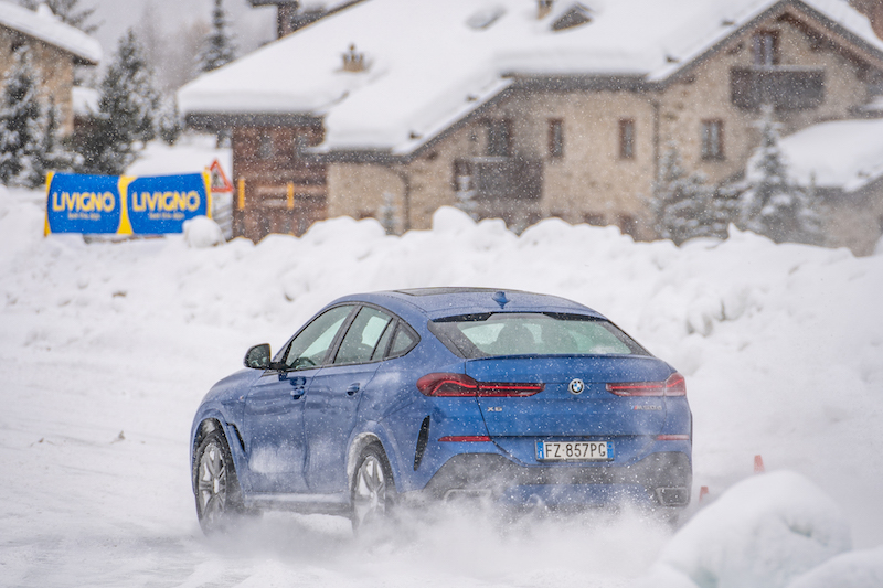 BMW Driving Experience, debuttano i corsi di guida sicura su neve e ghiaccio