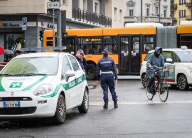Lombardia, migliora la qualità dell’aria. Cattaneo: “Anche senza blocco auto”
