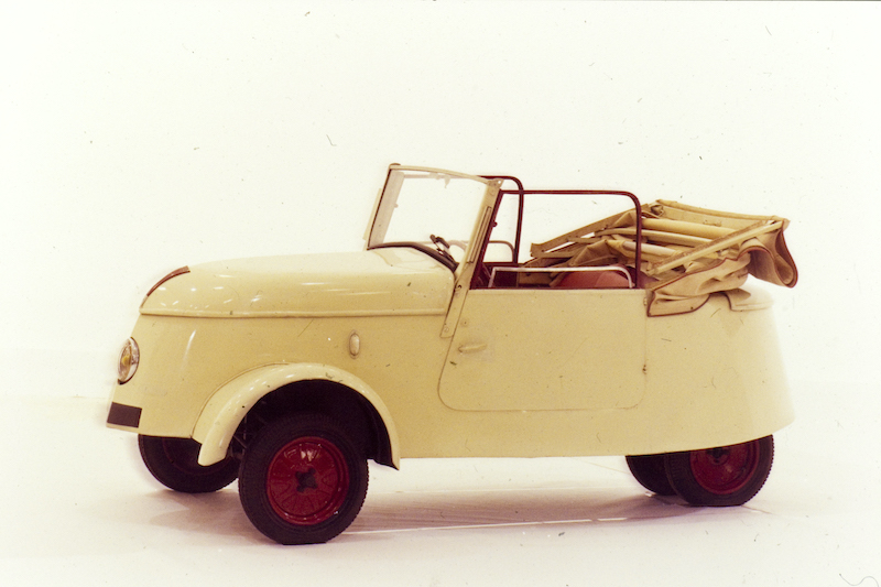 “l’Aventure Peugeot” a Retromobile  tra passato e futuro