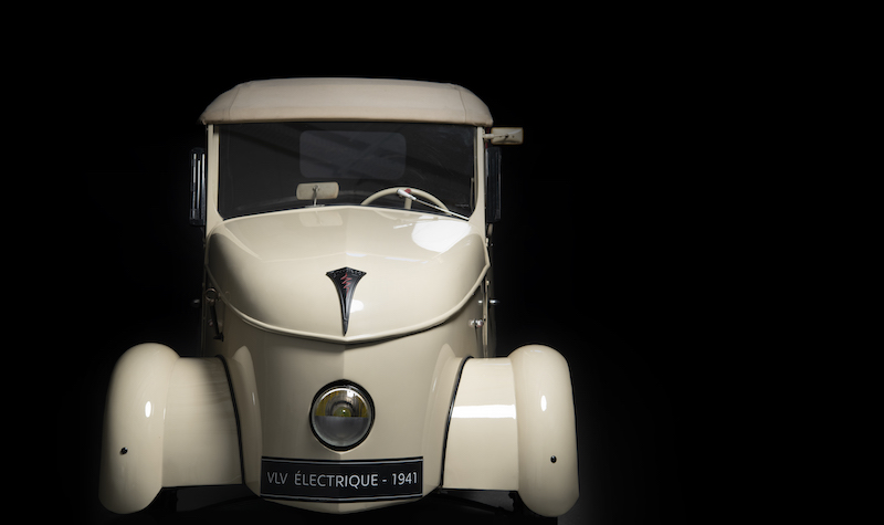 “l’Aventure Peugeot” a Retromobile  tra passato e futuro