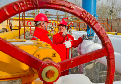 Cina, crolla la domanda di petrolio. Il coronavirus ferma l’economia