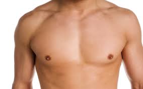 Tumore al seno maschile in aumento in Italia: come curarlo