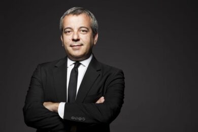 Silver economy, la società invecchia ma gli over 65 sono una risorsa preziosa