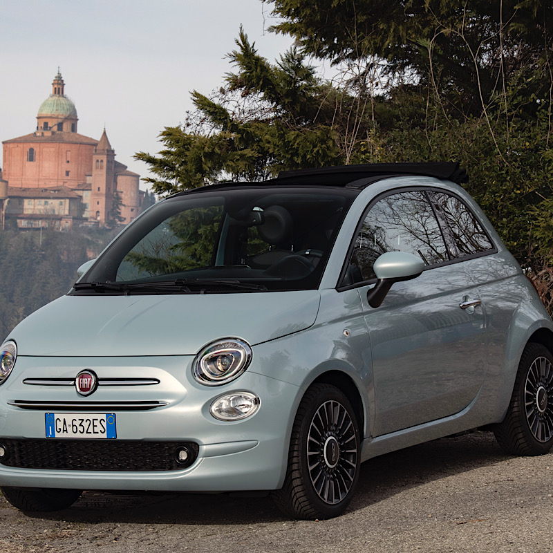 Fiat presenta 500 e Panda Mild Hybrid il primo passo verso l’elettrificazione Fiat presenta 500 e Panda Mild Hybrid il primo passo verso l’elettrificazione