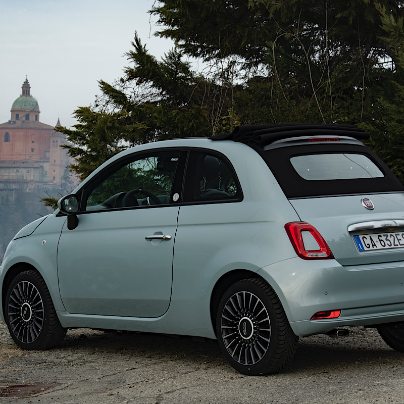 Fiat presenta 500 e Panda Mild Hybrid il primo passo verso l’elettrificazione Fiat presenta 500 e Panda Mild Hybrid il primo passo verso l’elettrificazione