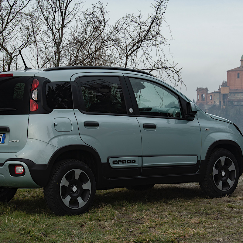 Fiat presenta 500 e Panda Mild Hybrid il primo passo verso l’elettrificazione Fiat presenta 500 e Panda Mild Hybrid il primo passo verso l’elettrificazione