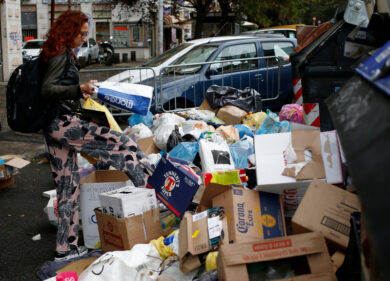 Emergenza rifiuti Roma: Bertolaso e Muraro, la coppia anti Raggi-Zingaretti