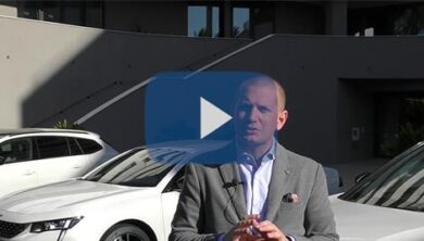 Peugeot  presenta i modelli ibridi con tecnologia plug-in