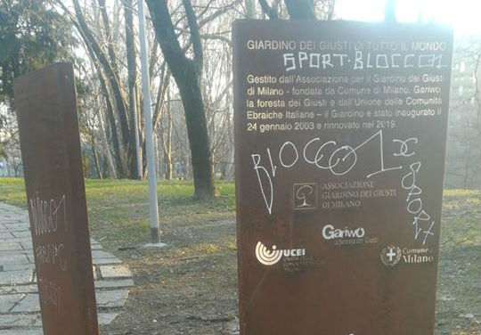 Imbrattati pannelli del Giardino dei Giusti. Danneggiata lapide di partigiano Imbrattati pannelli del Giardino dei Giusti. Danneggiata lapide di partigiano