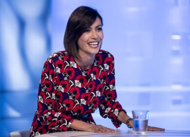 Mara Carfagna, “orfana” di Berlusconi, sarà la Ségolène Royal italiana?