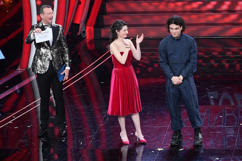 Sanremo 2020, Tecla data per vincitrice a televoto aperto. Poi trionfa Gassman Sanremo 2020, Tecla data per vincitrice a televoto aperto. Poi trionfa Gassman