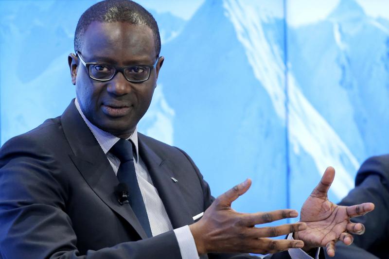 Credit Suisse, la spy-story travolge l'”Obama della finanza”. Via il Ceo Credit Suisse, la spy-story travolge l'”Obama della finanza”. Via il Ceo