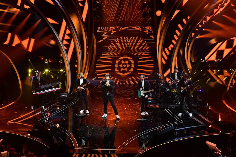 Sanremo 2020, Pinguini Tattici Nucleari conquistano l’Ariston con ‘Ringo Starr’ e… Ritorno al Futuro Sanremo 2020, Pinguini Tattici Nucleari conquistano l’Ariston con ‘Ringo Starr’ e… Ritorno al Futuro
