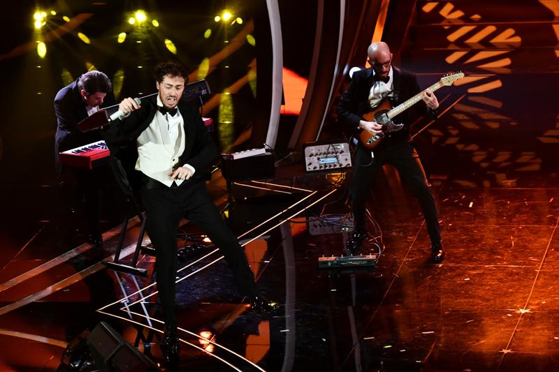 Sanremo 2020, Diodato: “Vittoria per Taranto, bisogna far rumore”