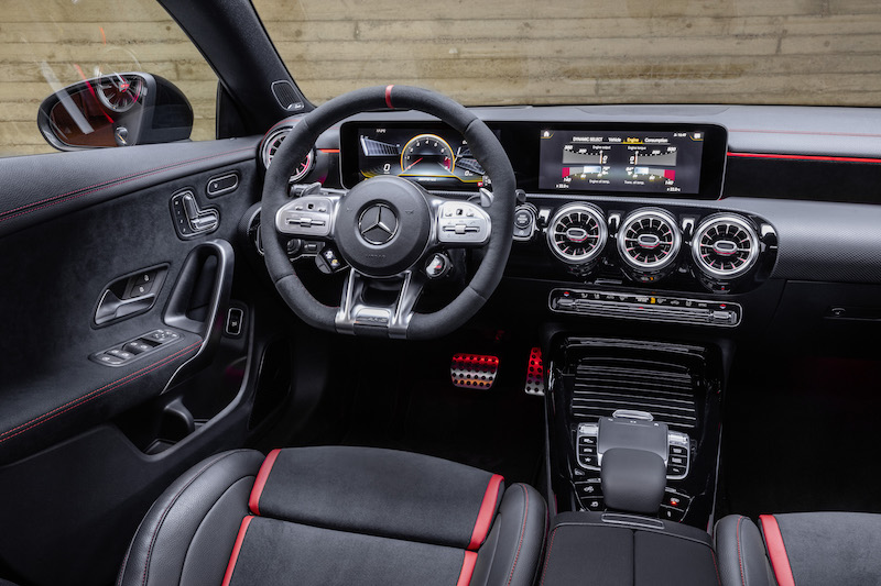 Mercedes-AMG Cla 45 4matic, la station wagon ad alta prestazione Mercedes-AMG Cla 45 4matic, la station wagon ad alta prestazione
