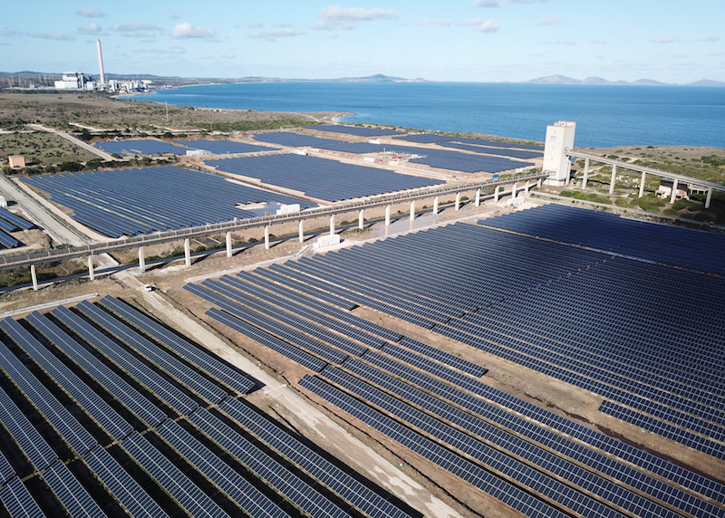 Eni, al via produzione di impianto fotovoltaico da 31 MW a Porto Torres Eni, al via produzione di impianto fotovoltaico da 31 MW a Porto Torres