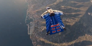 Tim mostra Sanremo dall’alto durante la Finale del Festival