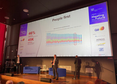 Napoli, summit su “Meeting the future”, città e imprese nella società digitale