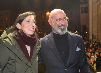 Elly Schlein, la neo vice Bonaccini. “Colmeremo distanza tra città e campagna”