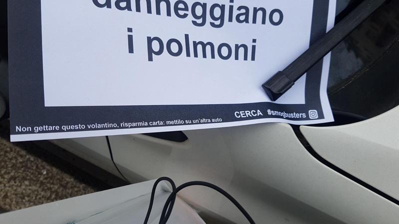 Se i Verdi per l’ambiente tappezzano di carta Milano Se i Verdi per l’ambiente tappezzano di carta Milano