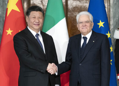 Mattarella ricuce con la Cina: concerto al Quirinale. Xi: “Commosso”