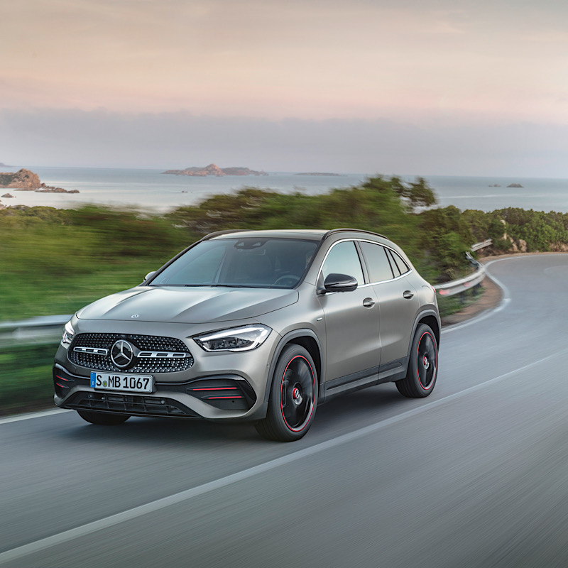 GLA, il baby suv Mercedes, lancia cinque modelli esclusivi per l’Italia