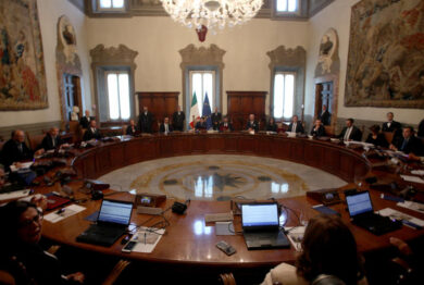 Dl Sicurezza, fumata nera a Palazzo Chigi. “Diverse sfumature”.Accordo lontano