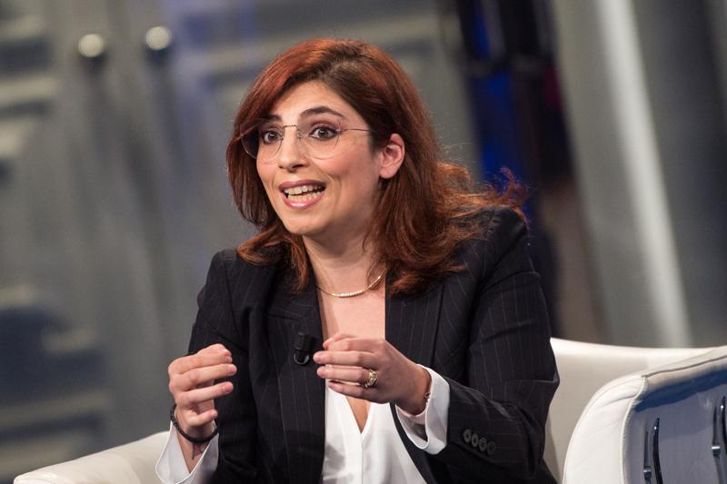 Imprese, Castelli: “Ruolo centrale, creano valore nella società” Imprese, Castelli: “Ruolo centrale, creano valore nella società”