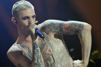 Achille Lauro, il padre magistrato: ‘Mio figlio non è drogato, è eccentrico’