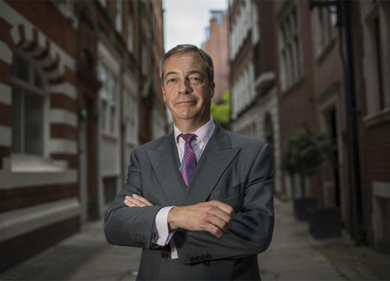 Ue, Farage: “La Lega è confusa. Ma alla fine farà come noi e dirà Italexit” Ue, Farage: “La Lega è confusa. Ma alla fine farà come noi e dirà Italexit”