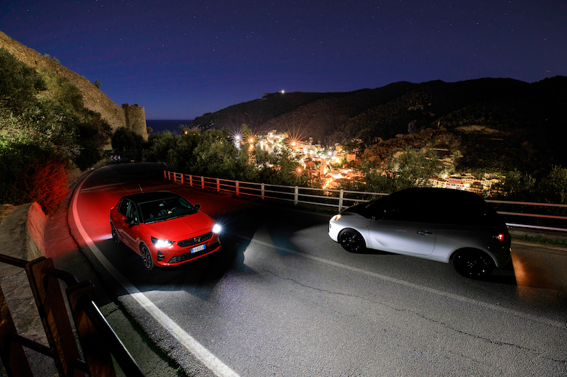Sulla nuova Opel Corsa debuttano i fari a Matrice di LED Sulla nuova Opel Corsa debuttano i fari a Matrice di LED